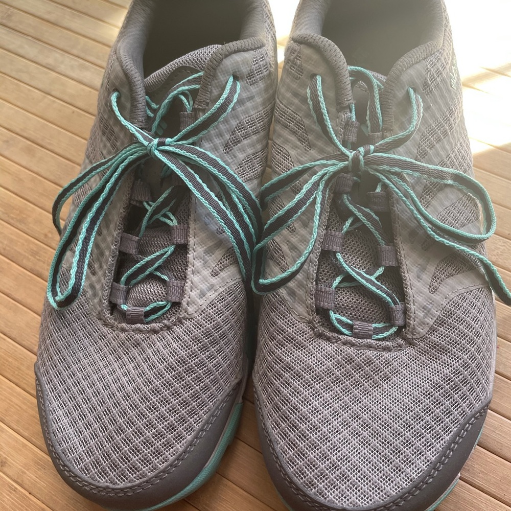 COPY - Columbia shoes women’s sz 9